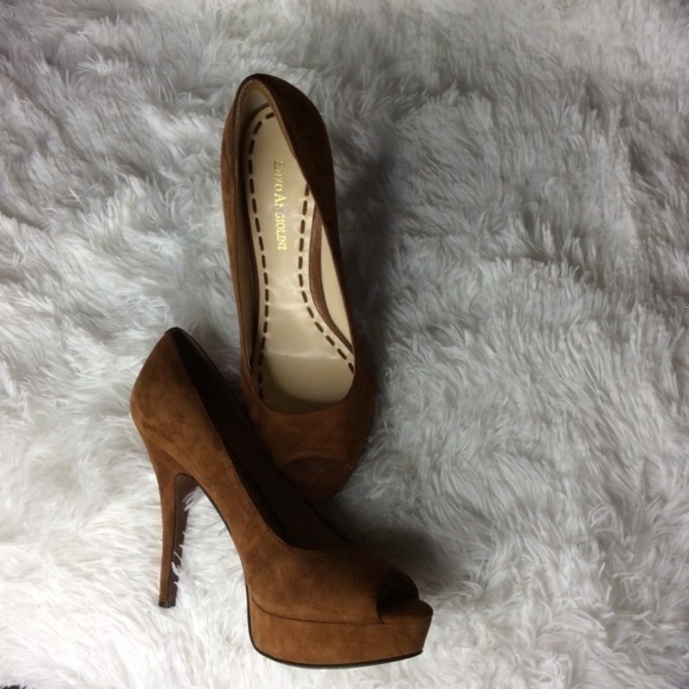 Enzo Angiolini brown suede open toe platform